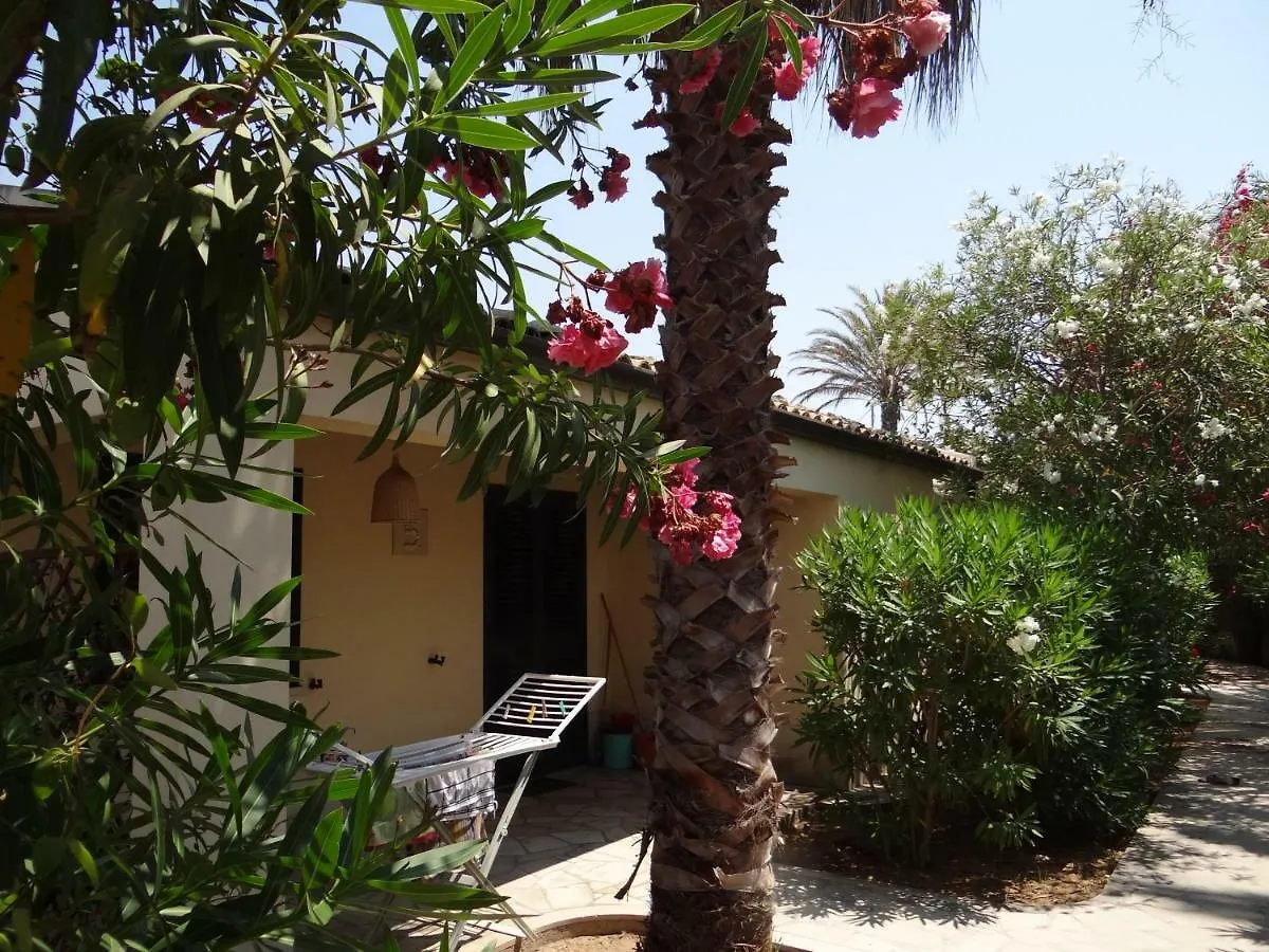 Vila La Perla Di Sicilia Marina di Modica 0*,  Itálie